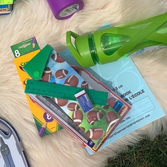 SALE!! school sets. 5 available. - Picture 5 of 11